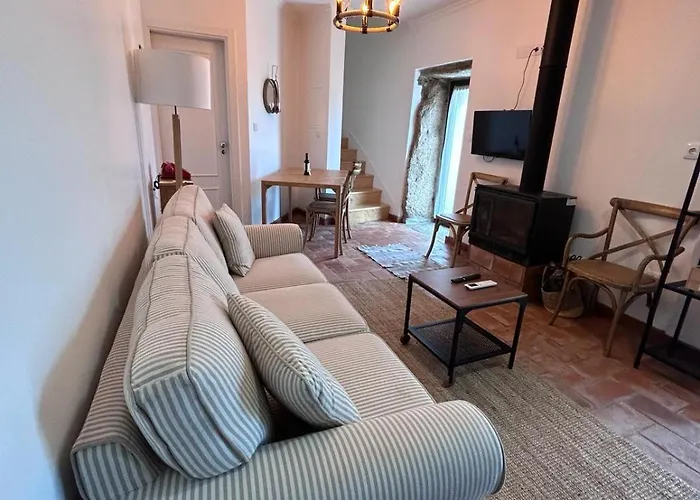 Semesterbostad Castas Do Douro *